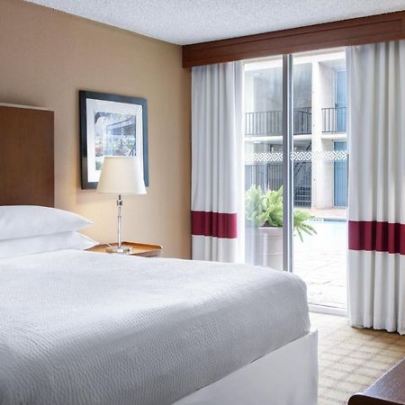 Four Points By Sheraton Houston Citycentre Екстер'єр фото